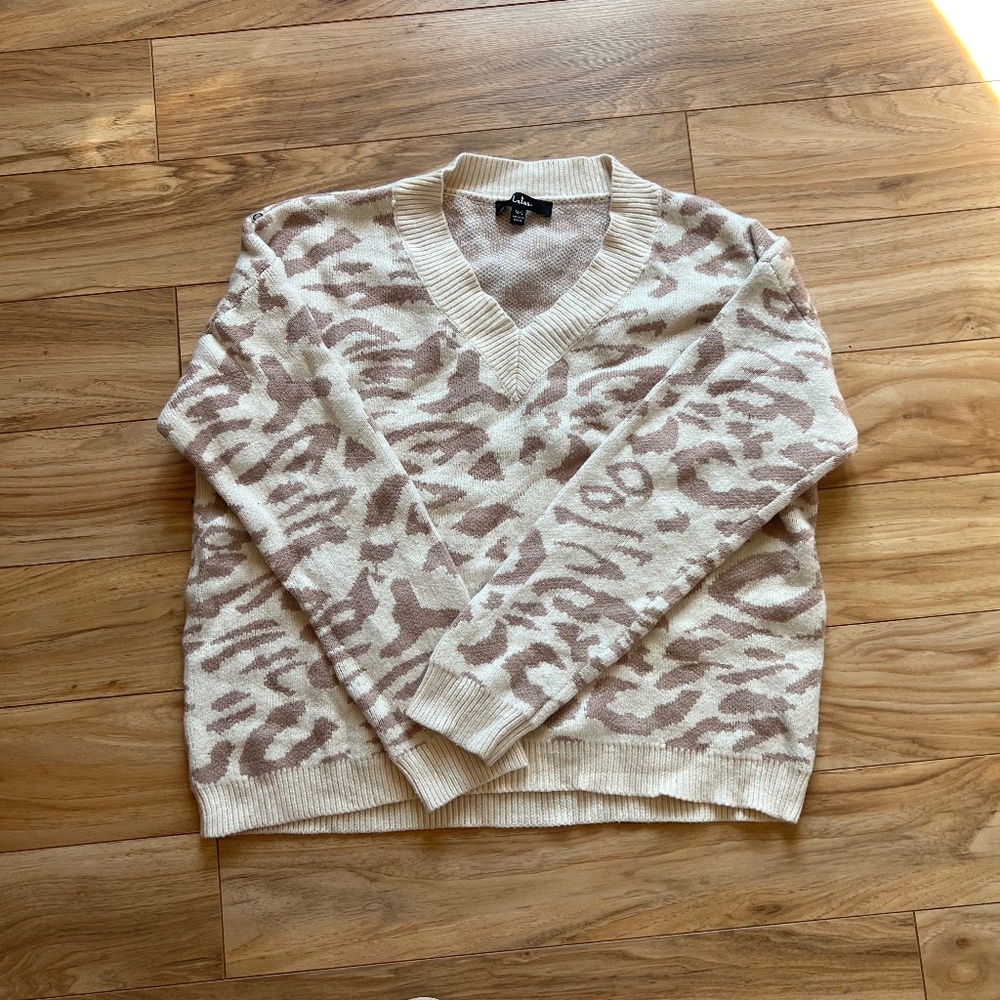 Lulus animal print sweater